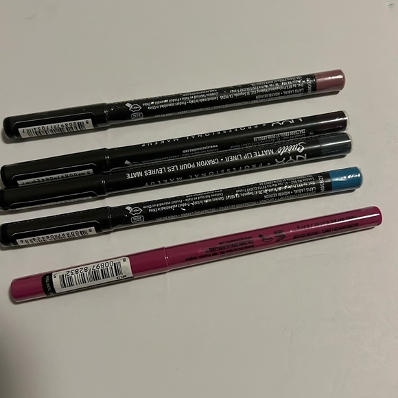 NYX Professional Make Up Matte Lip Liner (5) - Picture 1 of 3